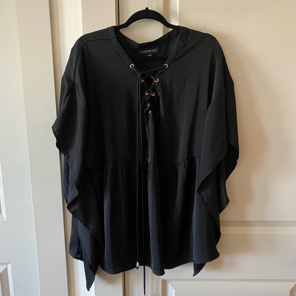 Lane Bryant lace up bat sleeve top size 18/20